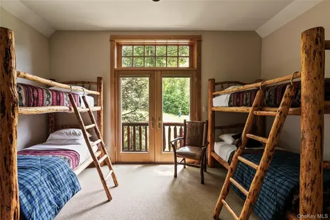 6 White Way Windham NY 12496