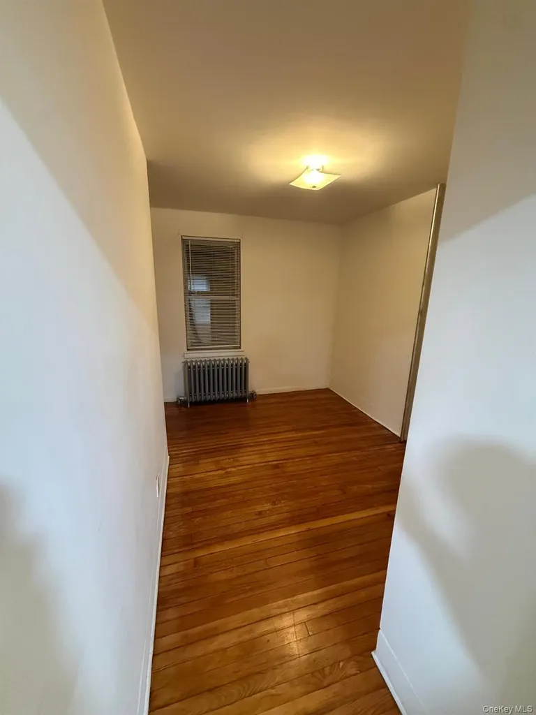 149 W Kingsbridge Road Mount Vernon NY 10550