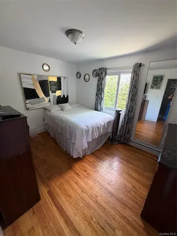 33 Washington Avenue Deer Park NY 11729