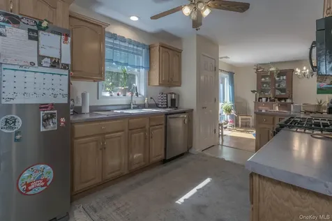 860 Route 284 Westtown NY 10998