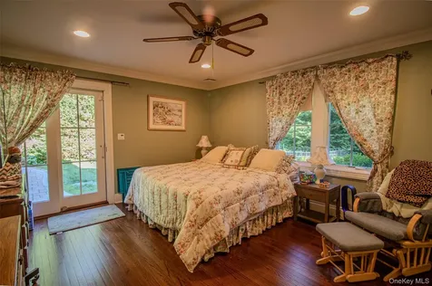 55 Wynn Court Muttontown NY 11791