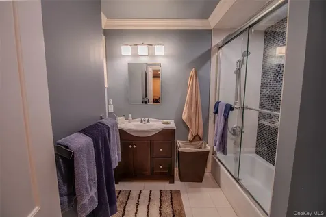 55 Wynn Court Muttontown NY 11791