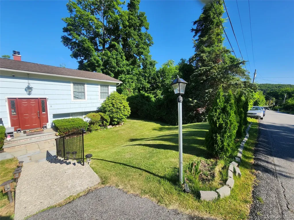 9 Westview Avenue North Salem NY 10560