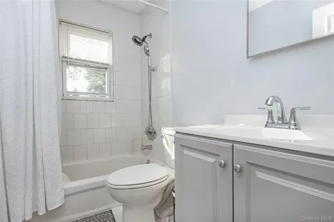28 Baldwin Street Farmingdale NY 11735