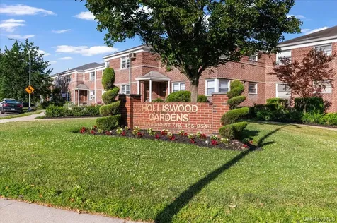 87-29 Marengo Street Holliswood NY 11423