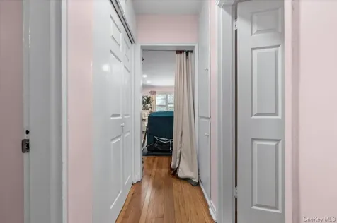 87-29 Marengo Street Holliswood NY 11423