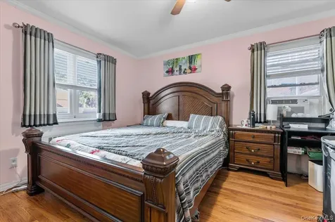 87-29 Marengo Street Holliswood NY 11423
