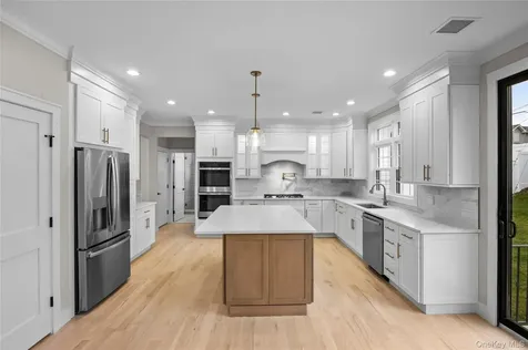 21 Devon Road Bethpage NY 11714