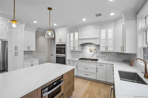 21 Devon Road Bethpage NY 11714