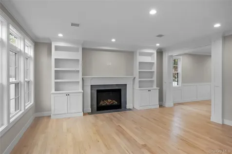 21 Devon Road Bethpage NY 11714