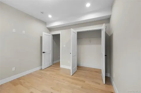 21 Devon Road Bethpage NY 11714