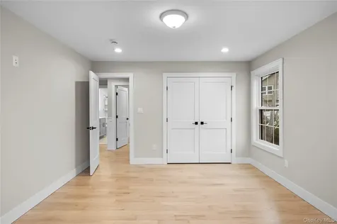 21 Devon Road Bethpage NY 11714