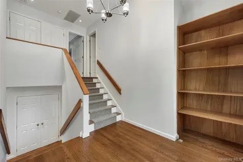 21 Brookridge Court Rye Brook NY 10573