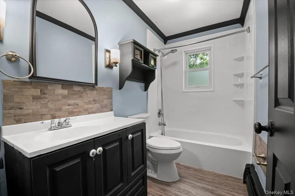 3755 Grand Avenue Mattituck NY 11952