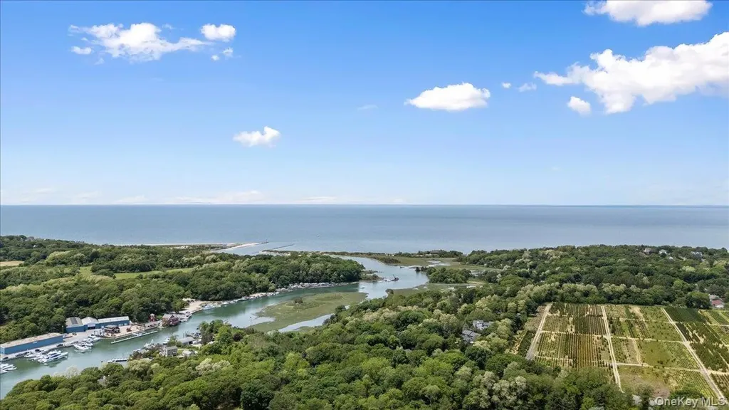 3755 Grand Avenue Mattituck NY 11952