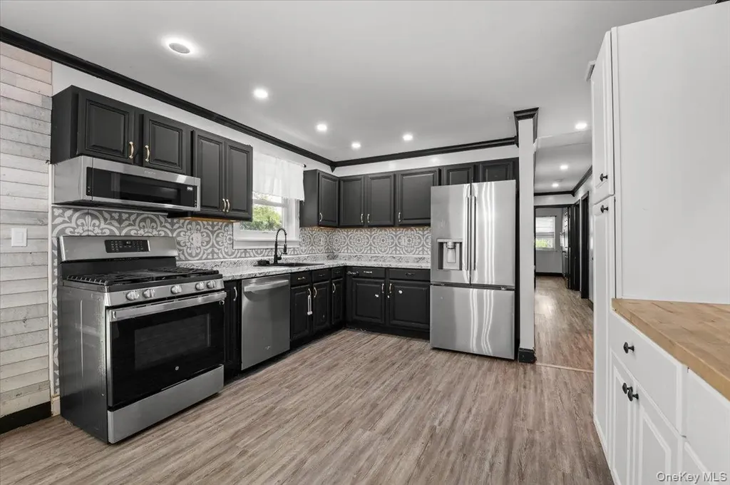 3755 Grand Avenue Mattituck NY 11952