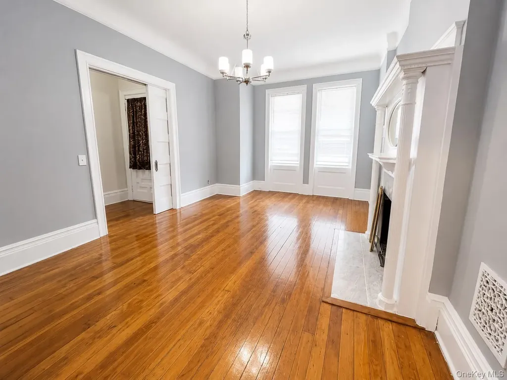 205 E Prospect Avenue Mount Vernon NY 10550