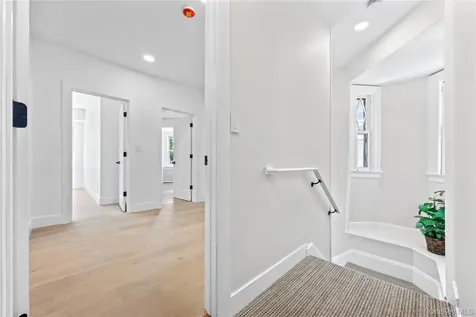 373 Palmer Avenue Mamaroneck NY 10543