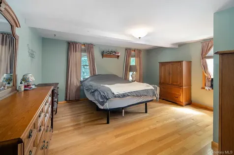 316 Main Street Call Listing Agent NY 12149