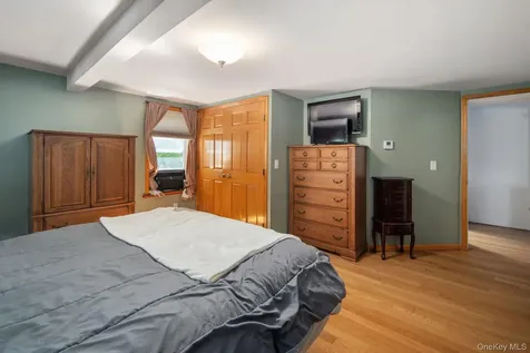 316 Main Street Call Listing Agent NY 12149