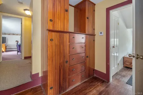 316 Main Street Call Listing Agent NY 12149
