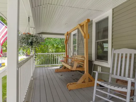 316 Main Street Call Listing Agent NY 12149