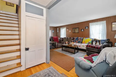 316 Main Street Call Listing Agent NY 12149