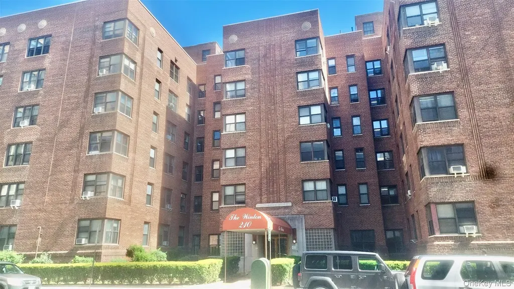 210 Martine Avenue White Plains NY 10601