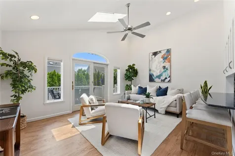 78 Bradley Road Scarsdale NY 10583