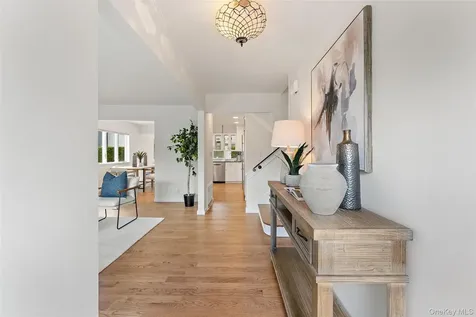 78 Bradley Road Scarsdale NY 10583