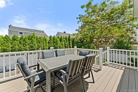 78 Bradley Road Scarsdale NY 10583