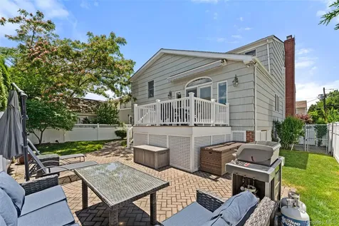 78 Bradley Road Scarsdale NY 10583