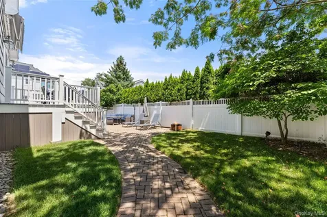 78 Bradley Road Scarsdale NY 10583