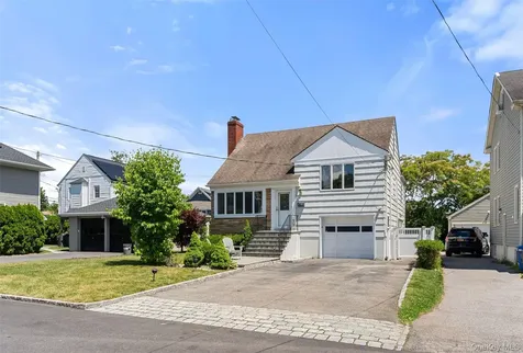 78 Bradley Road Scarsdale NY 10583