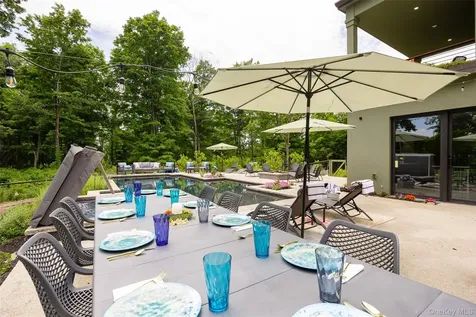 215 Smith Road Poughkeepsie NY 12603
