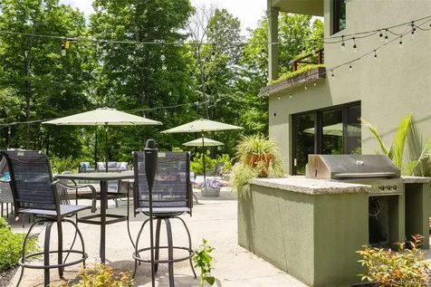 215 Smith Road Poughkeepsie NY 12603