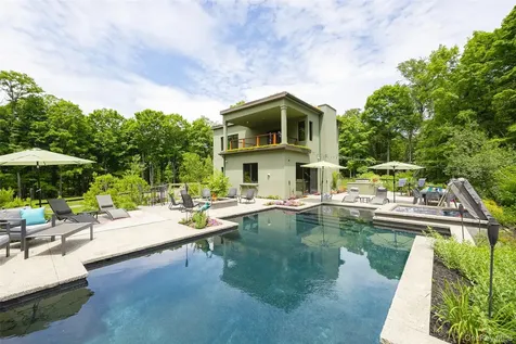 215 Smith Road Poughkeepsie NY 12603