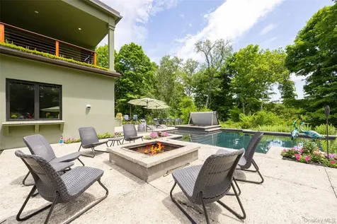 215 Smith Road Poughkeepsie NY 12603