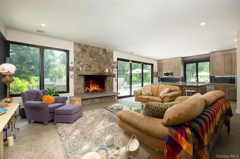 215 Smith Road Poughkeepsie NY 12603