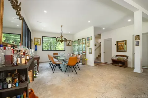 215 Smith Road Poughkeepsie NY 12603