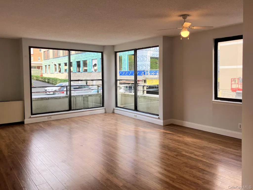 10 Cottage Place White Plains NY 10601