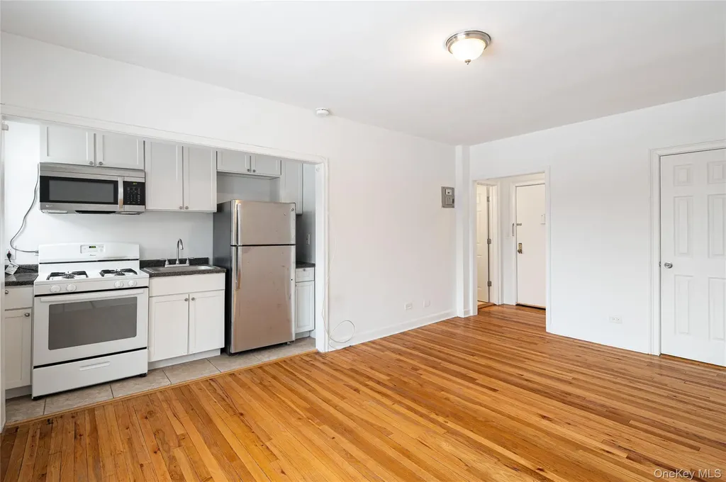 633 Old Post Road Bedford NY 10506