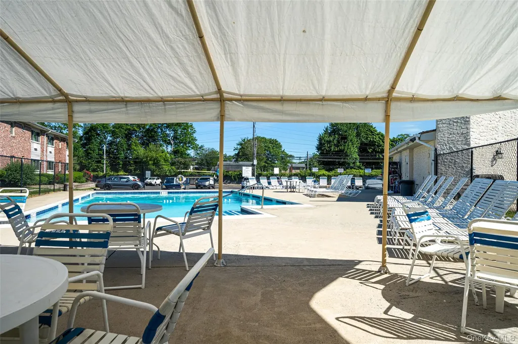2453 Union Boulevard Islip NY 11750