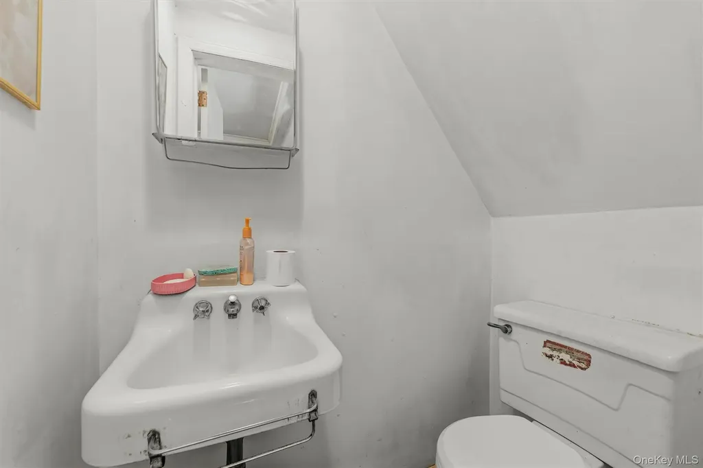132 Webster Avenue Yonkers NY 10701