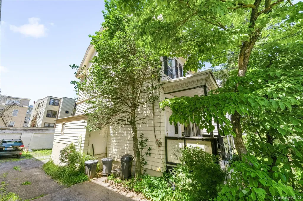 132 Webster Avenue Yonkers NY 10701
