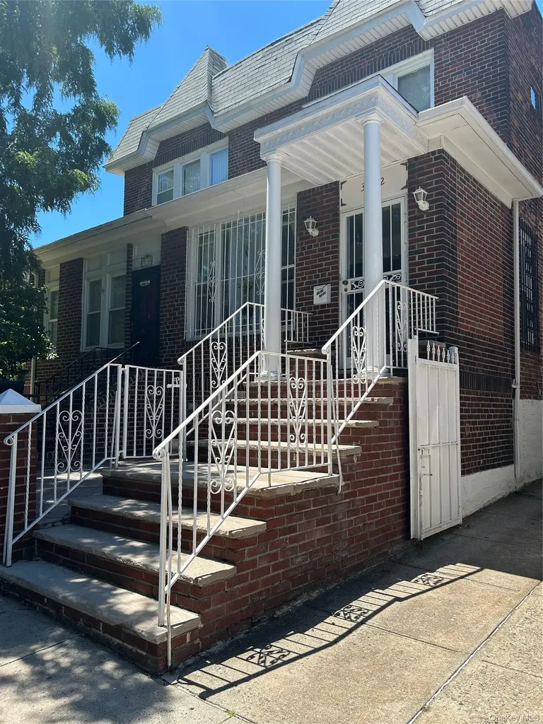 3042 83rd Street East Elmhurst NY 11370