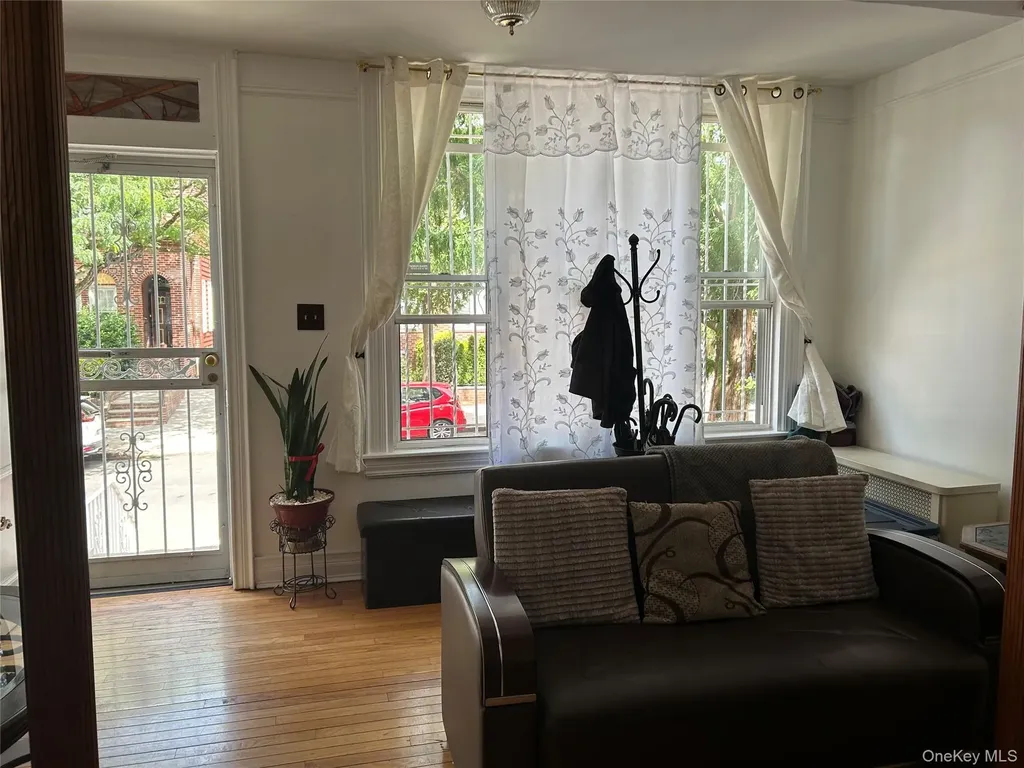 3042 83rd Street East Elmhurst NY 11370