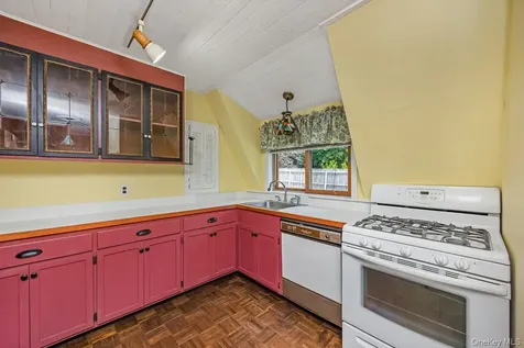 845 Karshick Street Bohemia NY 11716