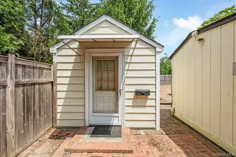 845 Karshick Street Bohemia NY 11716