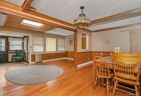 845 Karshick Street Bohemia NY 11716